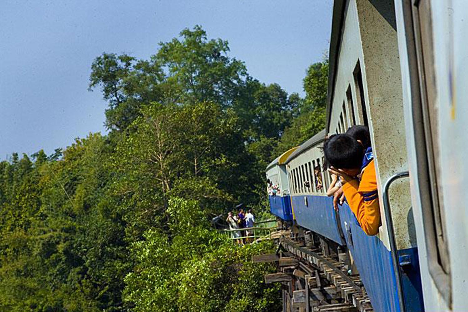 Kanchanaburi sur mesure en français Kanchanaburi